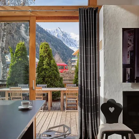 Les Rives D'argentiere Chalet *